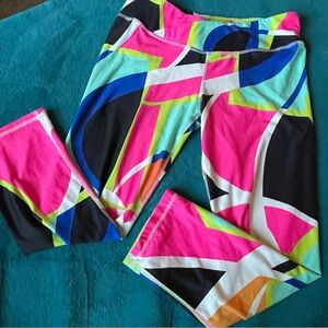 fabletics colorful print geometric shape capri leggings